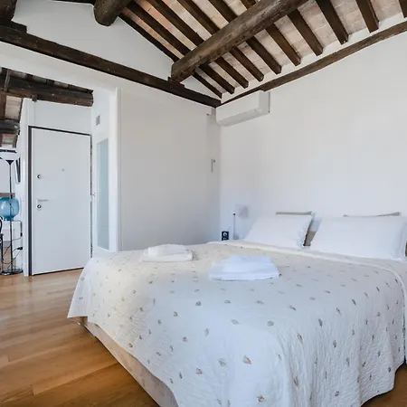 San Marco Vista Sui Tetti Veneziani Apartament *